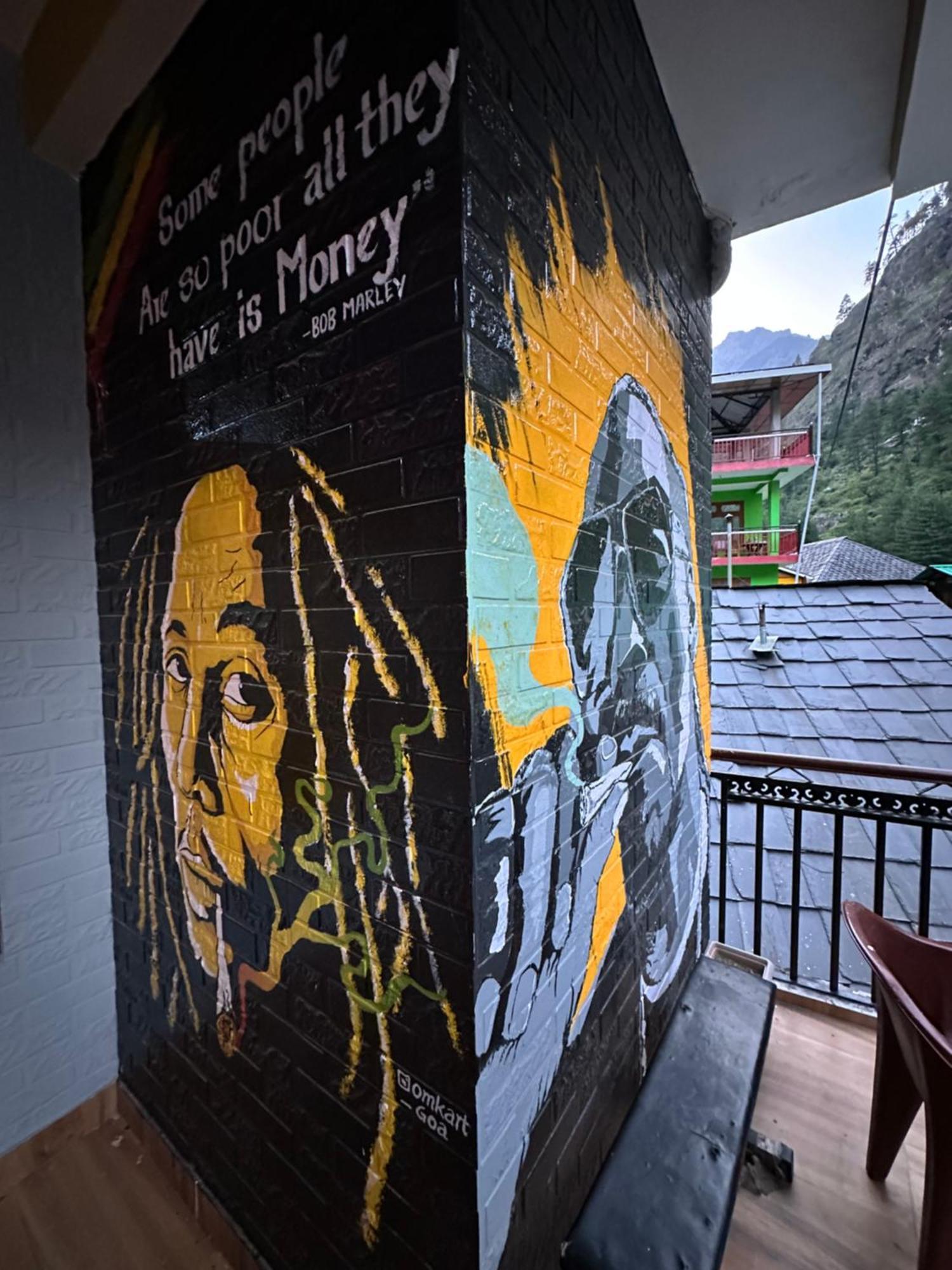 Pahadirovers Homestay & Cafe カソル エクステリア 写真